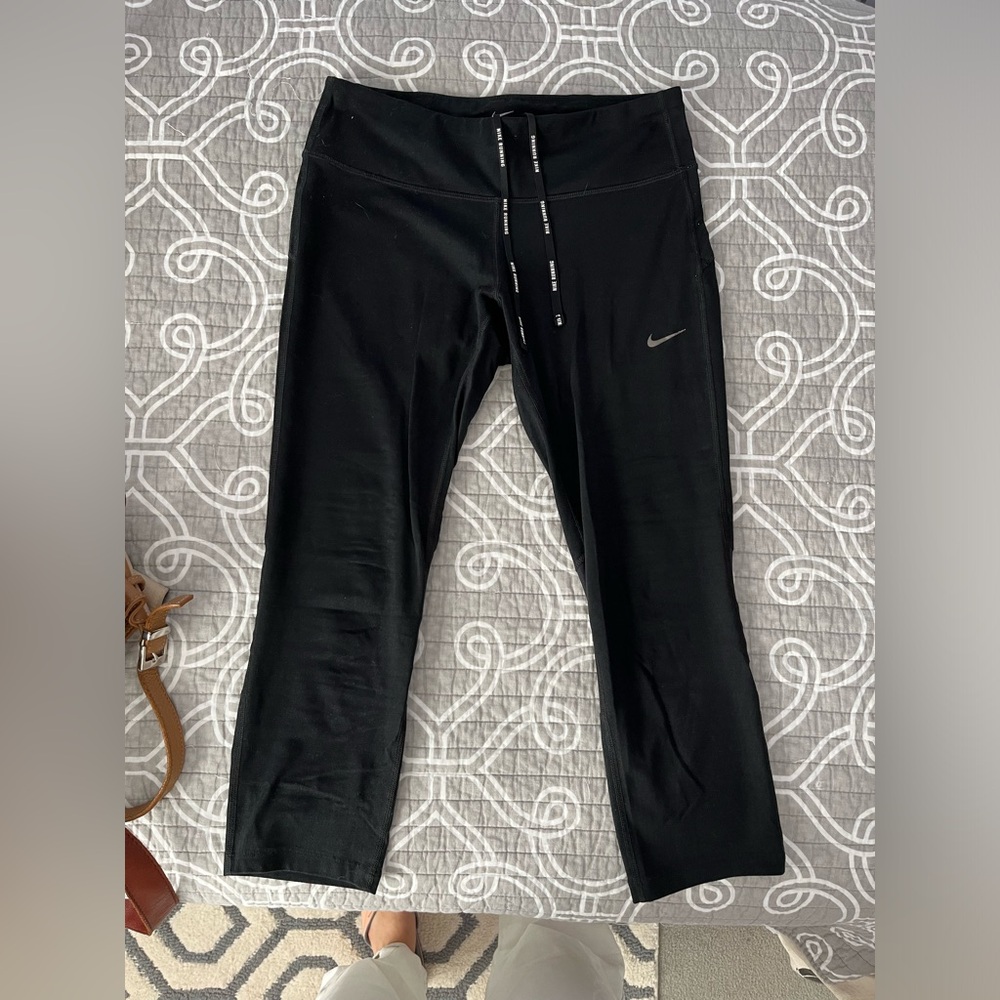 Nike dri-fit athletic capris